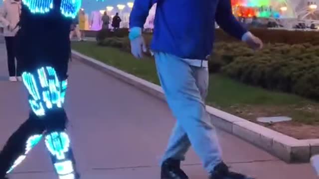 Slow motion teaches jumping shuffle dance