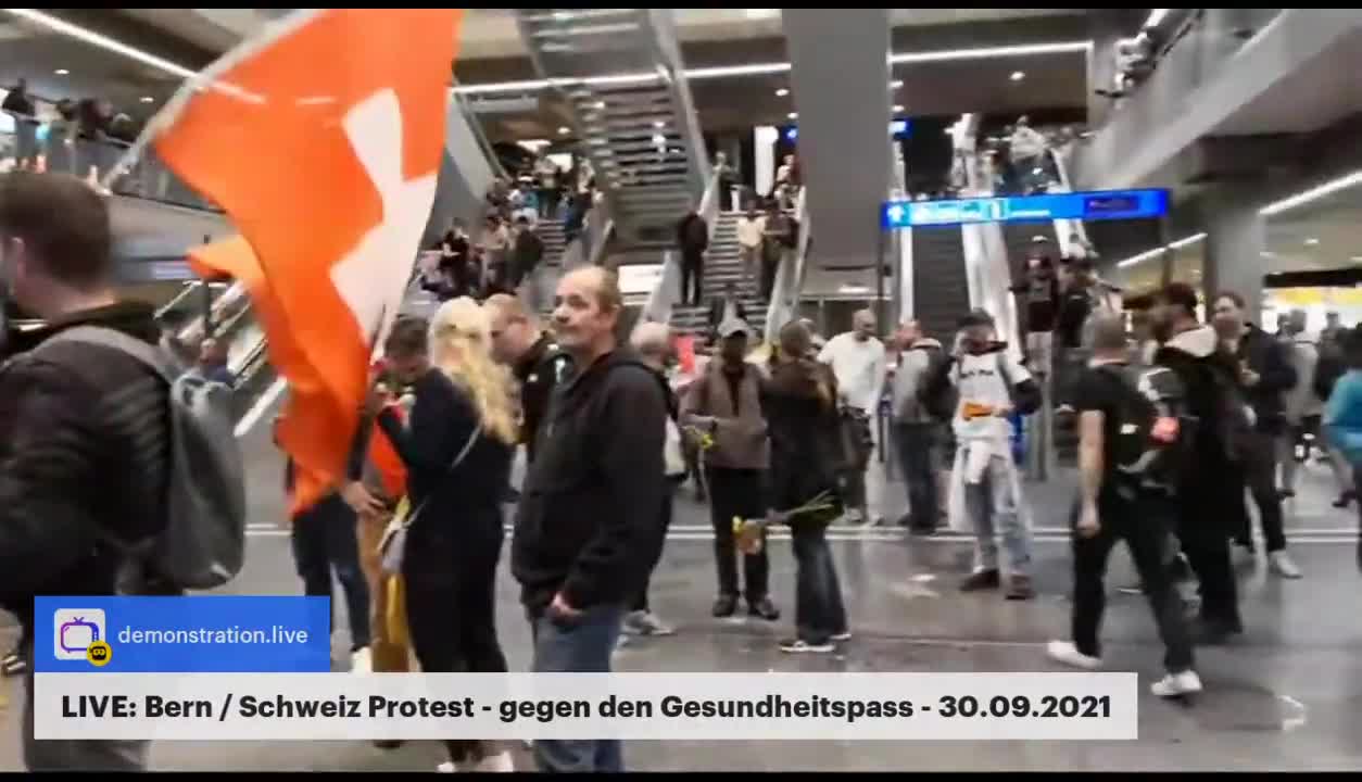 LIVE: Bern / Schweiz Protest - gegen den Gesundheitspass - 30.09.2021