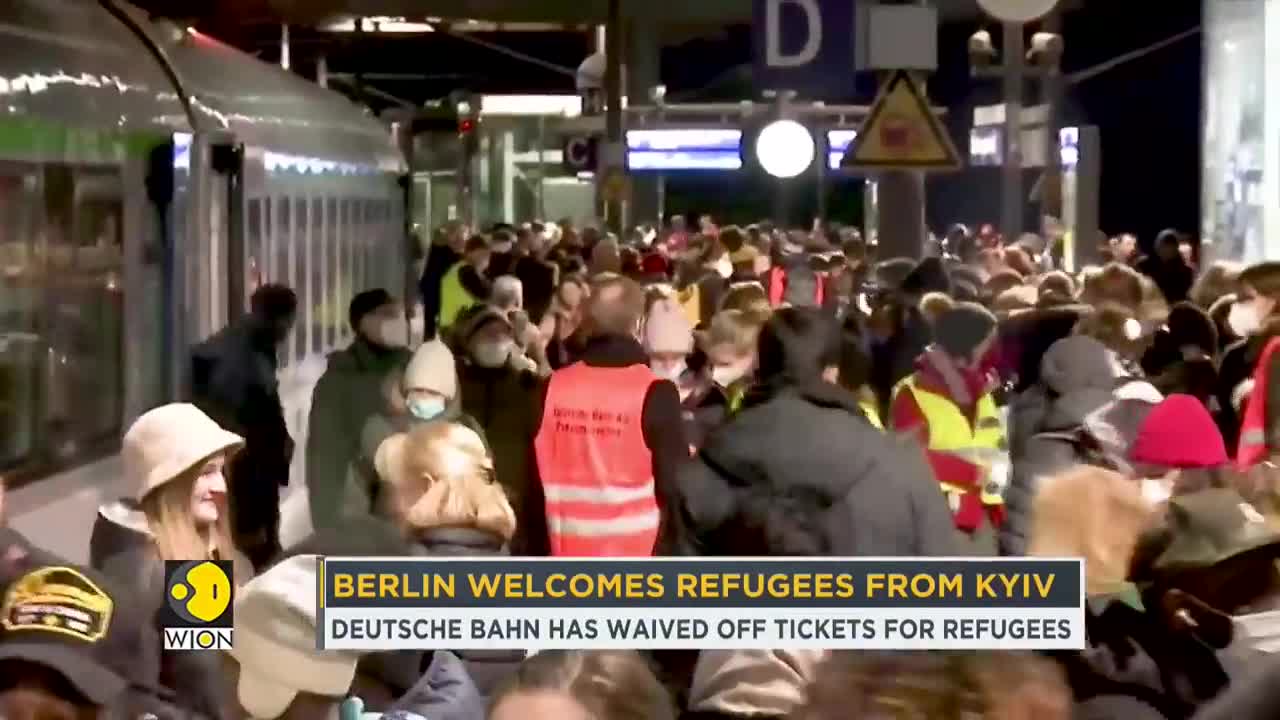 Berlin welcomes refugees from Kyiv as over 670,000 Ukrainians flee the country a