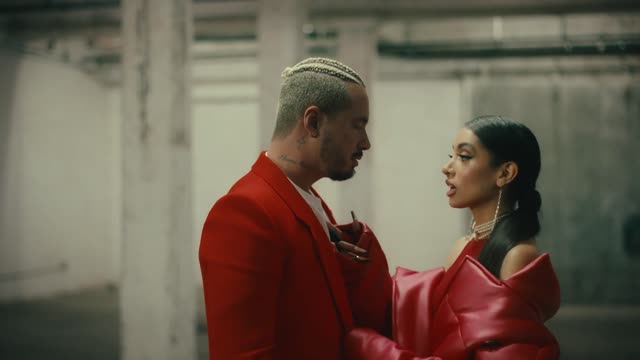 J. Balvin, Maria Becerra / Qué Más Pues? (Official Video)