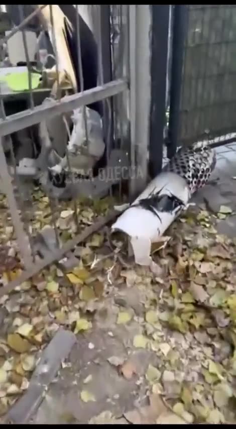 Ukraine claimed that Russia attacked civilian buildings but showed leftovers of a patriot AD missile