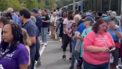 Lying Kamala bussing people in for her 'rally'