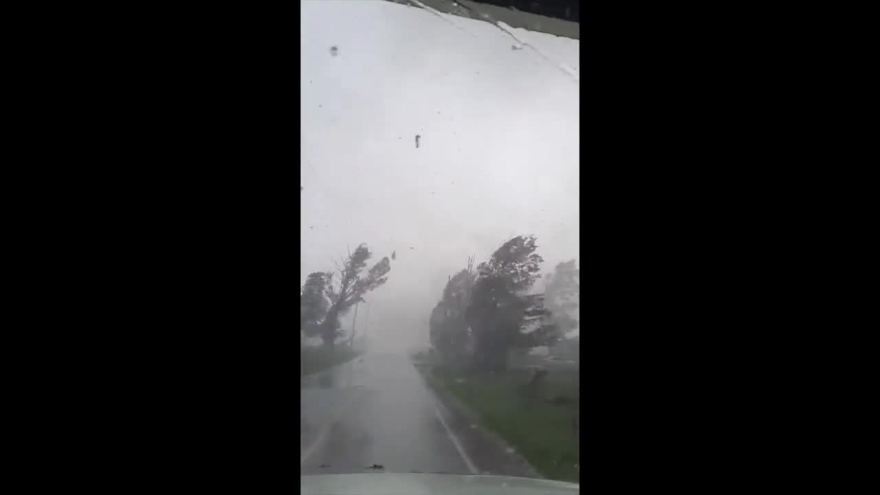 Truck Driver Has Close Encounter With Tornado in Southern Ontario 7-15-2021