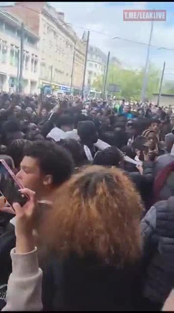 CONFLICTING EVERYWHERE! CAN YOU PLEASE STOP!