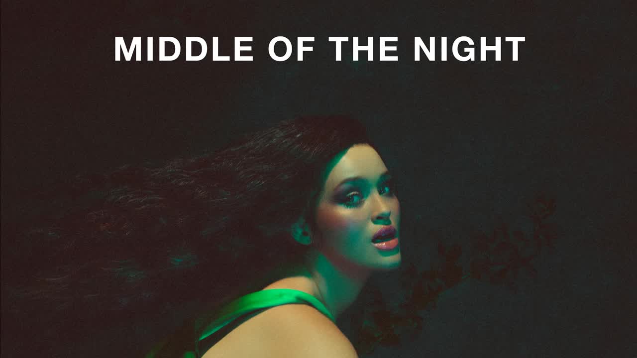 Elley Duhé - MIDDLE OF THE NIGHT (Audio)