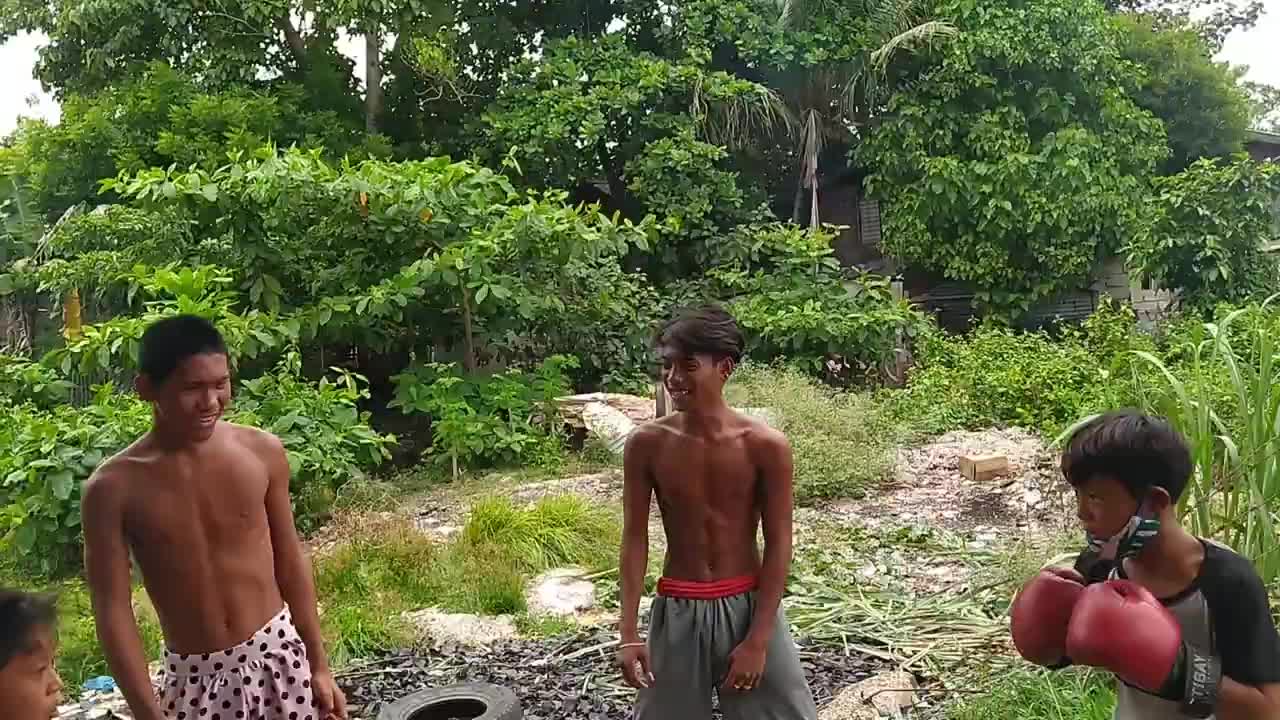 Pinoy funny ,boxing video