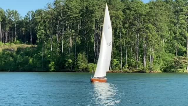Tom Tom Sailing