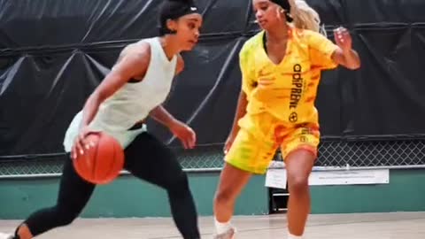Girls skills on pascetball