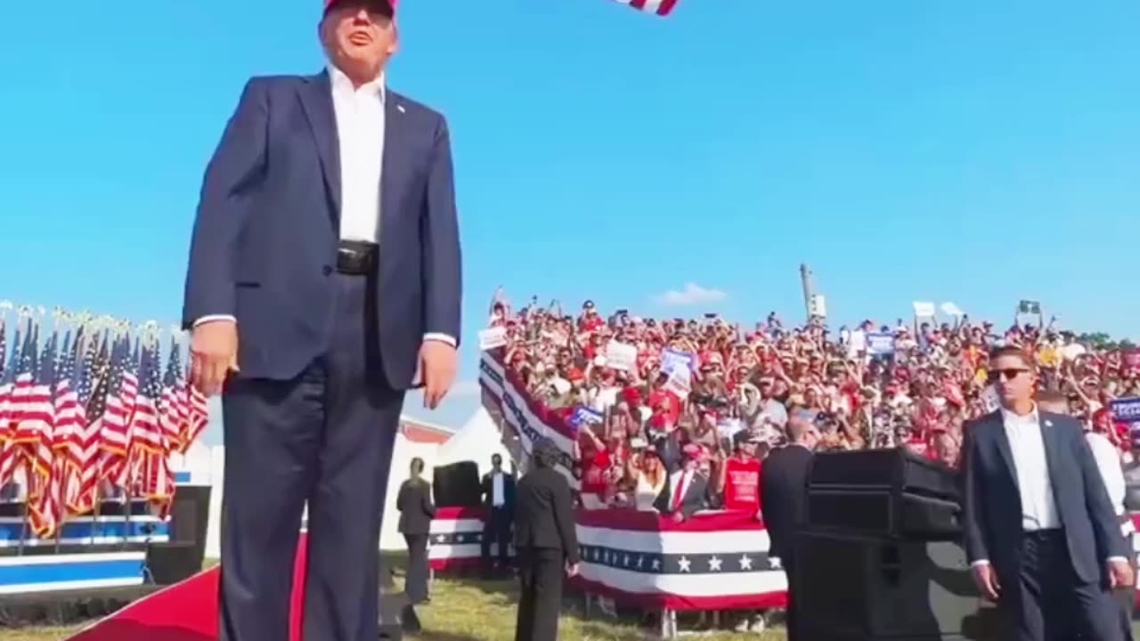 THE REAL COMMANDER IN CHIEF!!!😎🇺🇸🔥🔥🔥