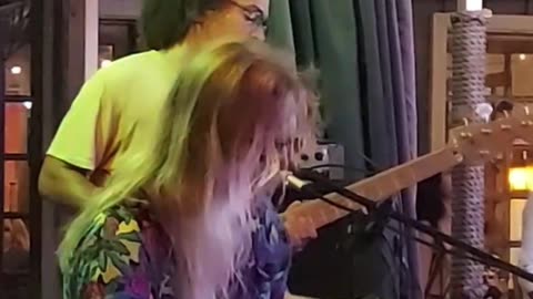 Hunter Myers (Funky Lampshades) - LIVE @ OSO (Short 9)
