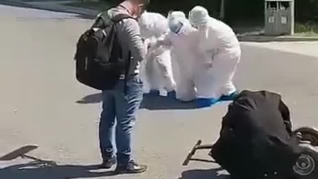 Covid Show - zdravotníci na dně svých sil