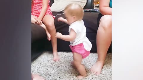 This baby girl is so happy to walk for the first time 😍