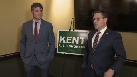 U.S. House Speaker Mike Johnson visits Southwest Washington district ahead of November rematch