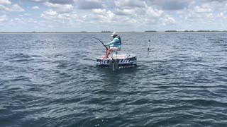 Man Reels in Massive Goliath Grouper with Broken Rod