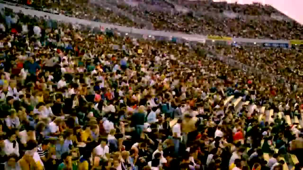 Freddie Mercury Singing "Tavaszi Szél", 1986-Budapest