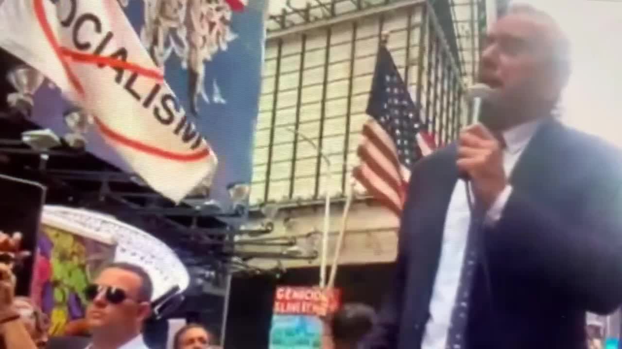 RFK JR Speaks At NYC-Broadway Rally For Freedom