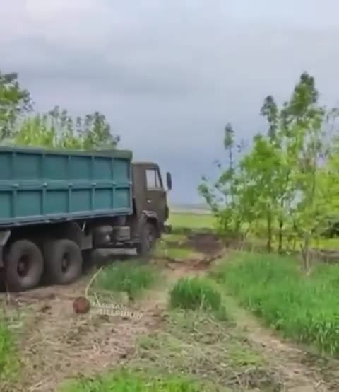 Russian truck attempted to drive over a ditch but was blown up by a Ukrainian mine