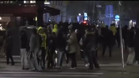 The truth about the Israeli hooligans in Amsterdam: they attacked people and yelled racist slurs