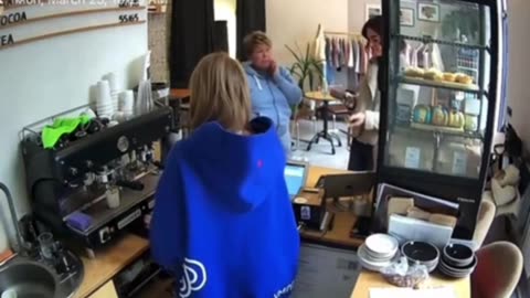 The moment of the ballistic missile strike in the capital from the cameras of the