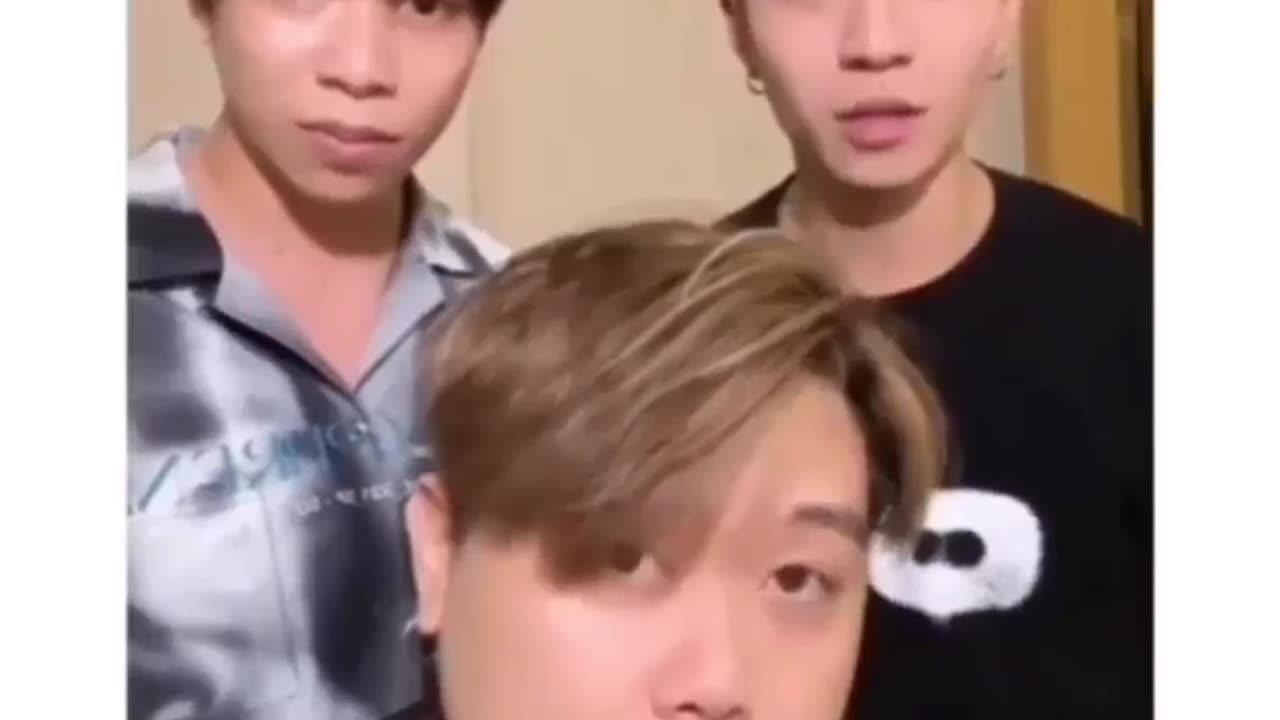 Chaines boy song -bts -Live streaming #crypto #bitcoin #news