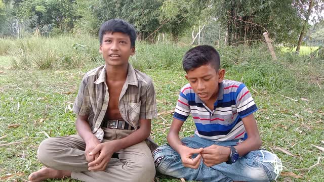 2 boy singing