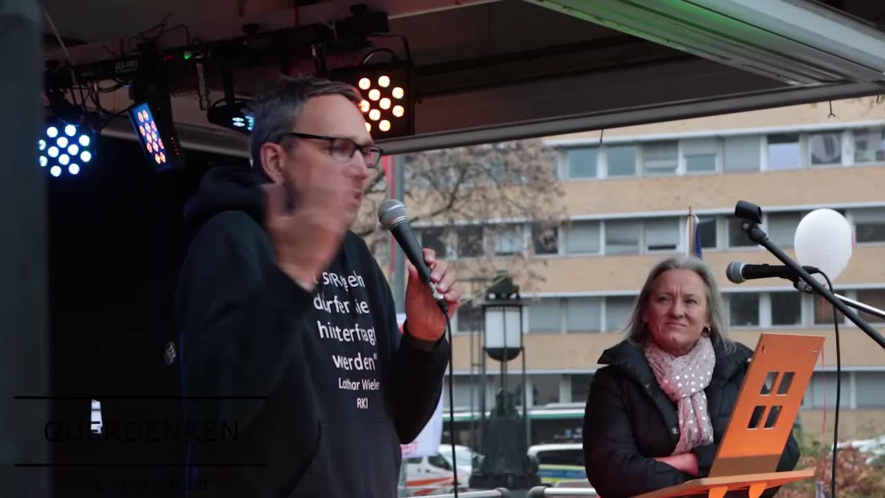 'Die entfesselte Kamera' zu Gast auf der 'Leben statt Überleben' Künstlerdemo