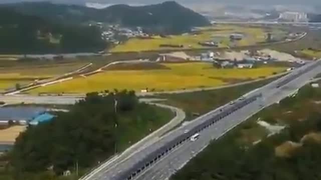 In South Korea 🇰🇷, the solar panels