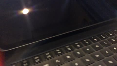 Apple iPad Pro Magic Keyboard Track Pad Mouse NOT Working Showing up Disappeared (06-17-2022)