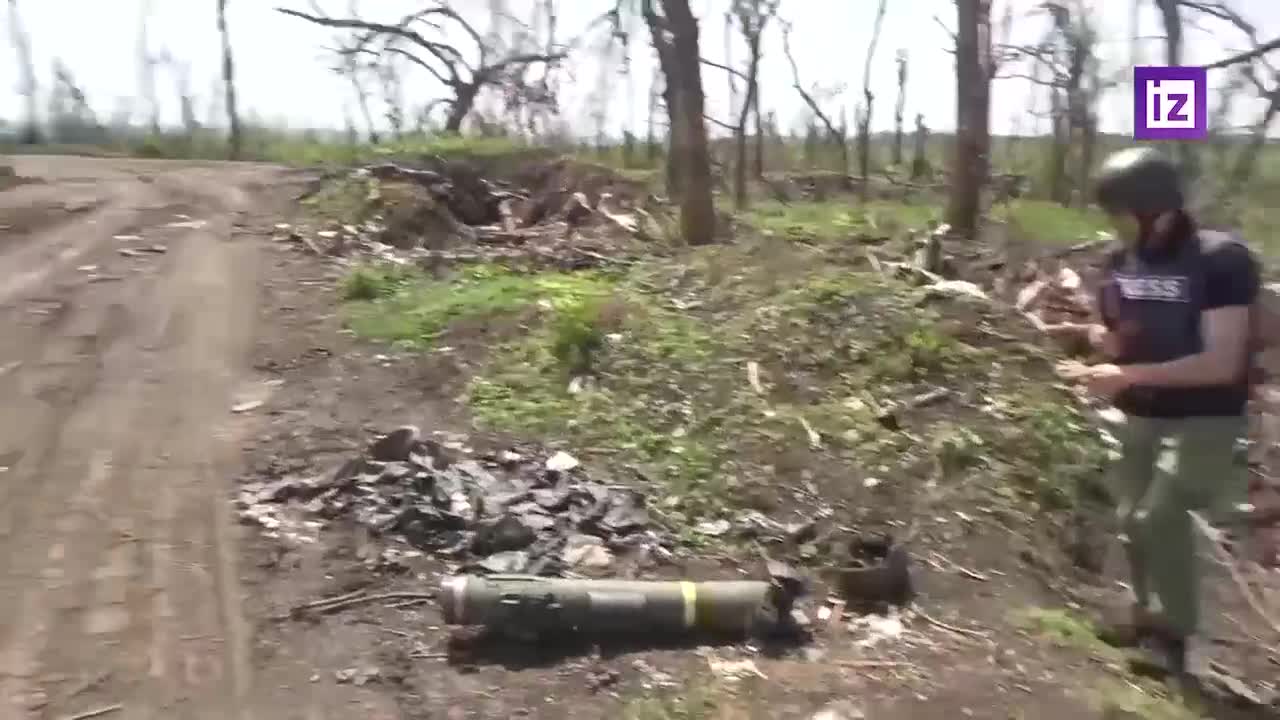 Ukraine War - Corpses, foreign weapons and uniforms