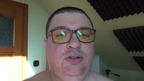 Azért vagy szegény, mert kommunista rendszerben élünk