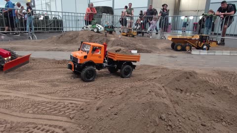 Giant Models Tipping Soil MAN, Scania, Unimog