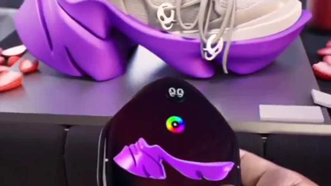 Digital shoe