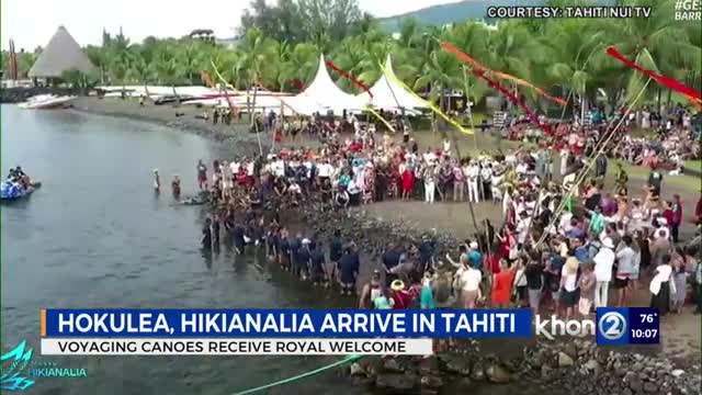 Hōkūleʻa, Hikianalia sail into Papeete, Tahiti