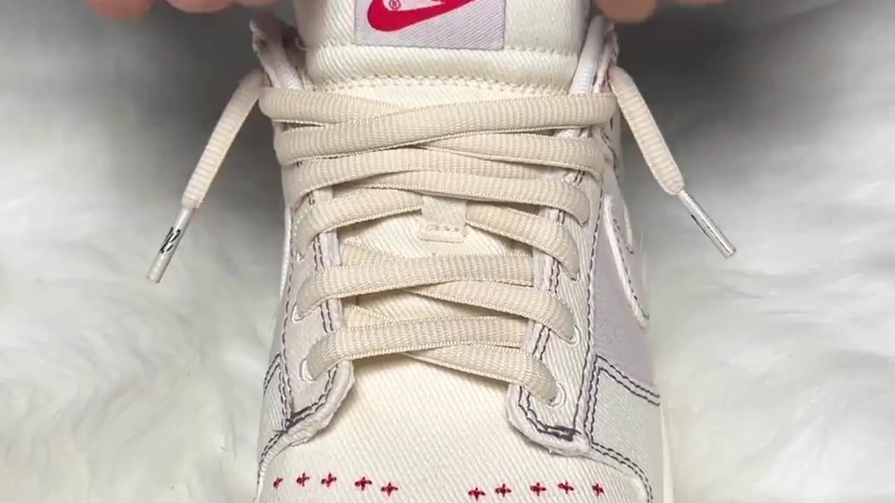 How To Lace Dunk Lows