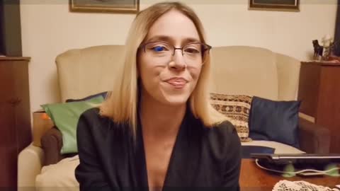 Primaria Sectorului 4 amendata pentru "Bradul de Craciun" din doze Pfizer ! DOSAR PENAL, PE CAND ?