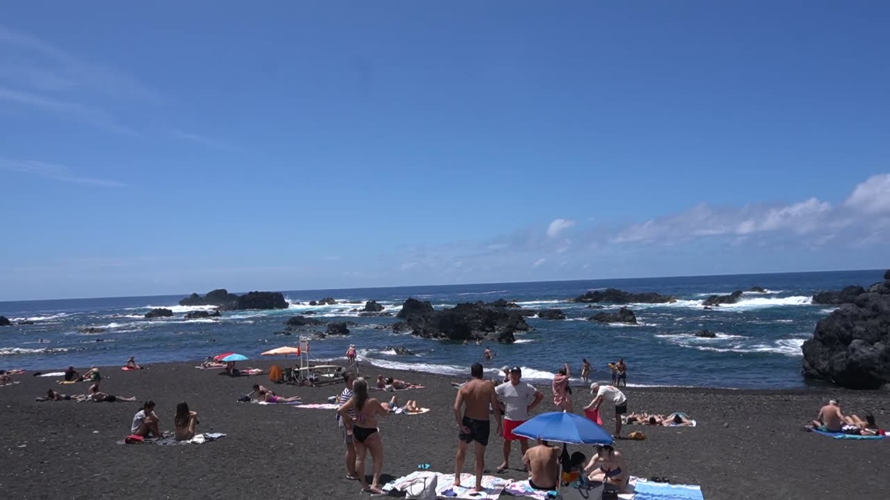 TRISH SCOTT LOVE FROM PORTUGAL - BEACH PARTY