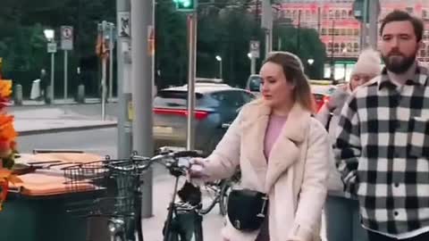 #prank #pranks #girls #man #fyp #foryou #funny #laugh #funnyvideos #fypシ #lol