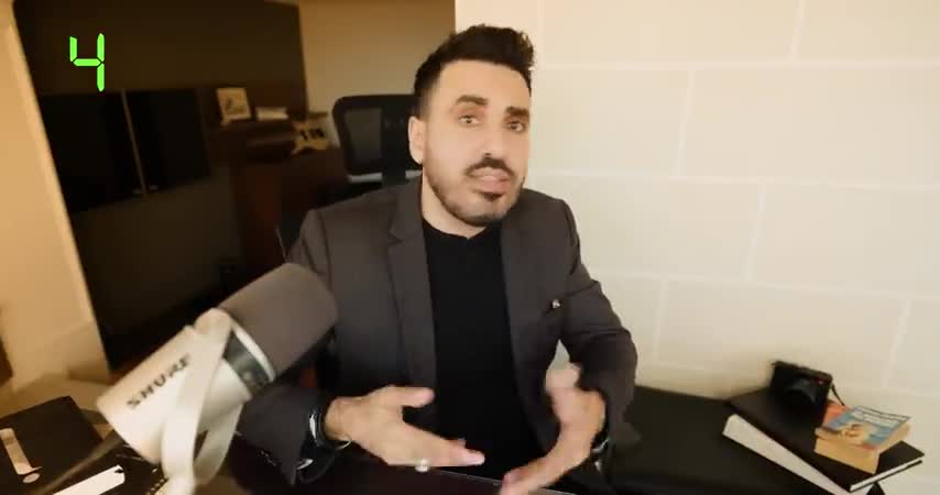 YouTube censure la dernière vidéo d'Idriss Aberkane: « 18 mensonges sur Raoult »