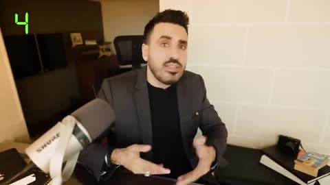 YouTube censure la dernière vidéo d'Idriss Aberkane: « 18 mensonges sur Raoult »