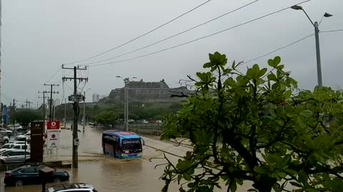 Inundaciones, calle 30