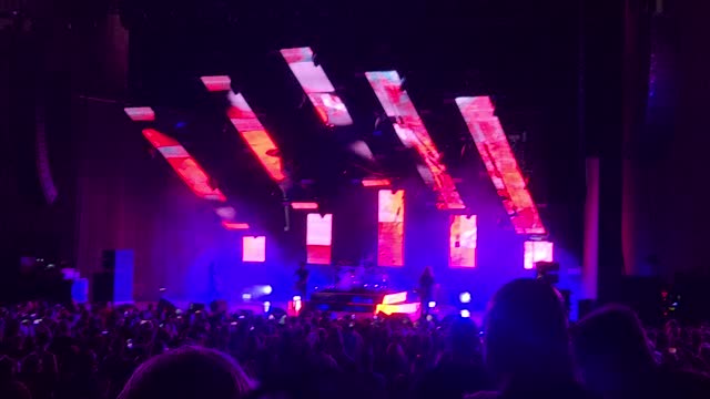 Alice In Chains "Down In A Hole"