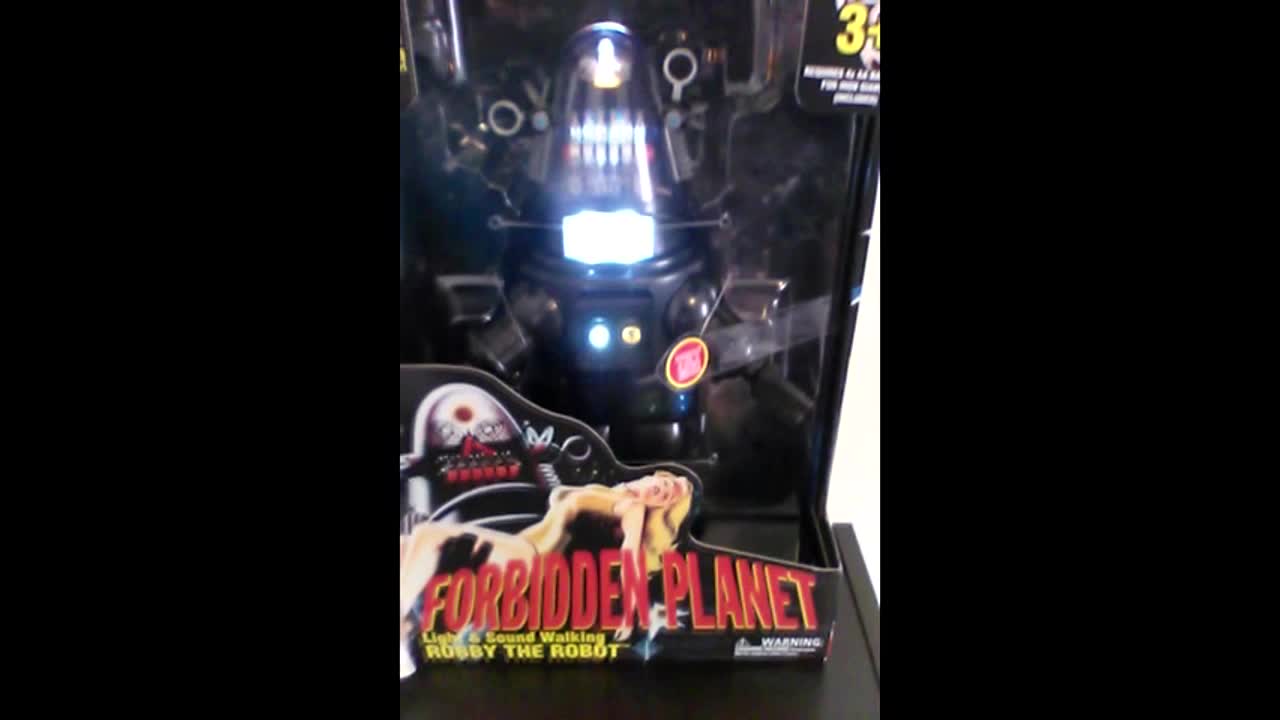 WALMART EXCLUSIVE Forbidden Planet Walking Talking ROBBY THE ROBOT