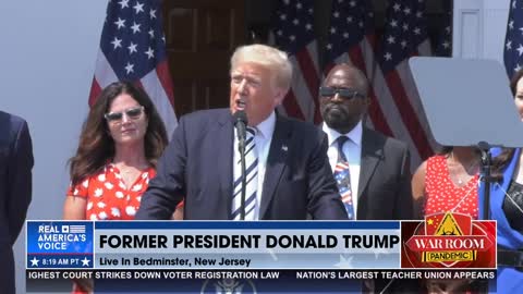 -Trump Announces Class Action Lawsuit - ‘Liberty Is Under Attack’
