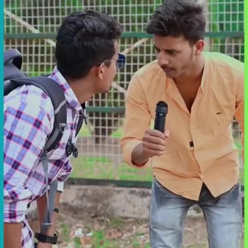 Khet Bach took the iPhone and it was stolen کھیت بچ کے لیا iphone اور ہوگیا چوری