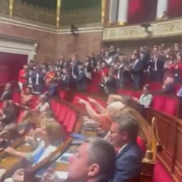 Jubilant scenes tonight in the French parliament as they defeat Macron's "Covid pass".