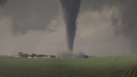 MASSIVE TORNADO CAUGHT ON CAMERA!