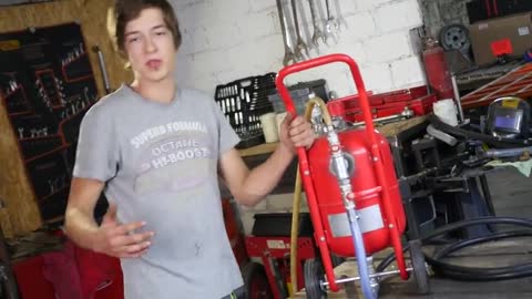 diy-sandblaster-building.mp4.crdownload