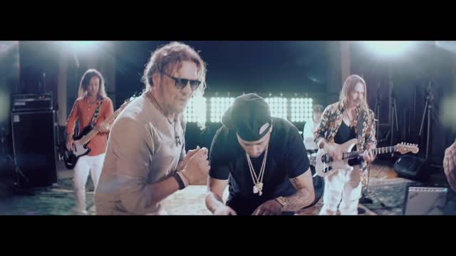 Maná & Nicky Jam - De pies a Cabeza get it