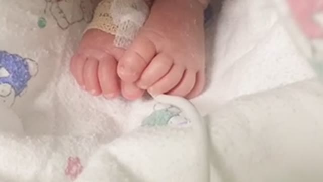 My daughter's toes were born...