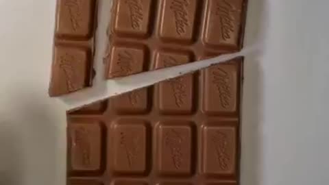 Unbelievable chocolate trick 🍫😱